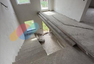 Casă individuală cu 4 camere cu Canalizare în Chinteni - 2