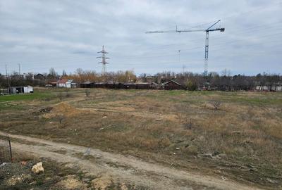 Teren de 1000 mp, în Central - 4