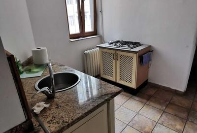 Apartament cu 3 camere decomandat, mobilat în Universitate - 3