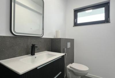 Casă cu 5 camere cu Canalizare în Palazu Mare - 2