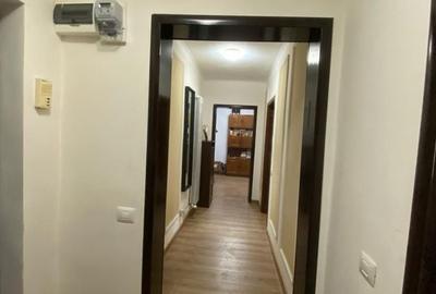 Apartament cu 2 camere decomandat, mobilat în Polonă - 22