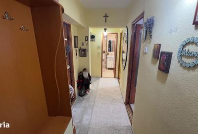 Apartament cu 4 camere în Petros - 1