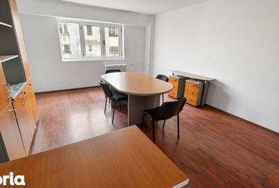 Apartament cu 3 camere semidecomandat, mobilat în Nerva Traian - 14