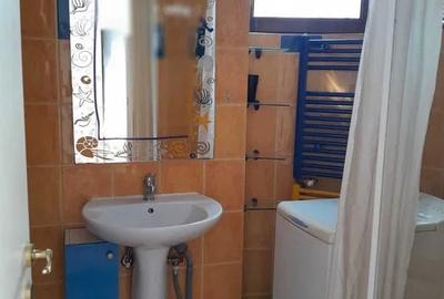 Apartament 2 Camere / 3 minute Universitate / Centrala Proprie, AC - 8