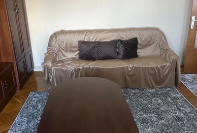 Apartament cu 3 camere, mobilat în Central - 1