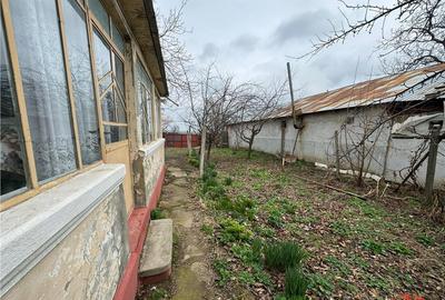 Casa si teren de in Tifesti - Sat Olesesti 30.000 Euro - 5