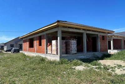 Casă cu 4 camere în Sântandrei - 4