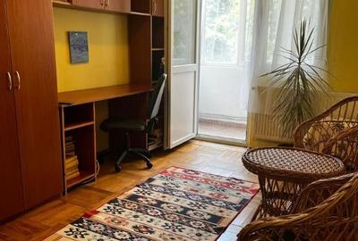 Vand apartament 4 camere etaj1 zona lebada - 2