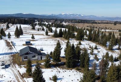 Spațiu comercial, în Beliș - 2