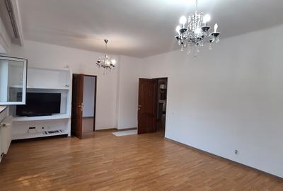 Apartament cu 3 camere de vanzare in zona Costin Georgian - 3