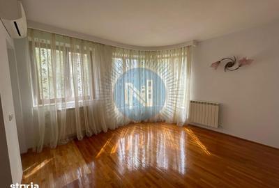 Casă cu 6 camere cu Teren 1000 Mp în Central - 14