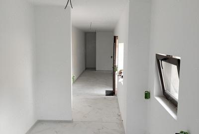 Casă cu Teren 1500 Mp în Turnu