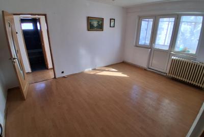 Apartament cu 2 camere semidecomandat, mobilat în Păcurari - 1