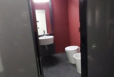 Apartament cu 3 camere semidecomandat în Plopilor - 1