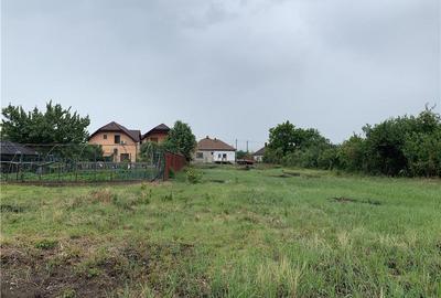 Teren de 4582 mp, în Gai - 1