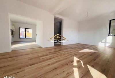 Casă cu 4 camere decomandat cu Teren 350 Mp în Holboca - 5