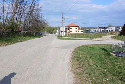 Teren de 4200 mp, în Central - 4
