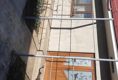 Casă cu 4 camere cu Teren 800 Mp în Corni - 1