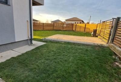 Casă cu 4 camere în Valea Adâncă - 2