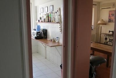 3 cam Piață Domenii/1 mai - 7