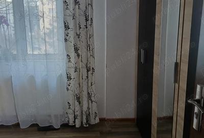 Apartament cu 2 camere semidecomandat în Petrișor
