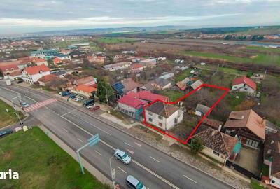 Casă cu 5 camere cu Teren 1054 Mp în Sânmartin - 4
