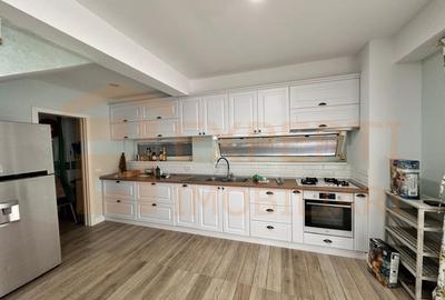 Proprietate deosebita, situata in zona Palazu Mare - 6