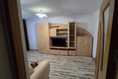 Ofer spre inchiriere apartament 2 camere decomandat Casa de Cultura Constanta - 3