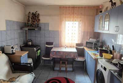 Apartament 2 camere renovat zona Primaverii Apartament 2 camere renovat zona Primaverii - 3