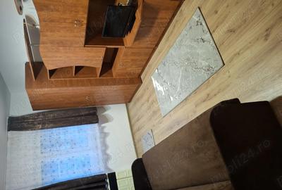 Garsonieră decomandată în Central - 4