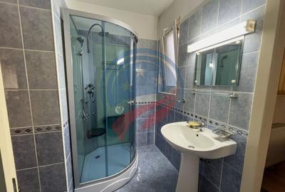 Vila superba cu cinci camere zona centrala - 28