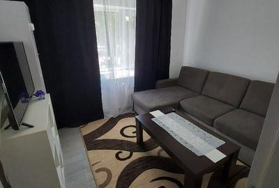 Apartament cu 3 camere semidecomandat în Băneasa - 2