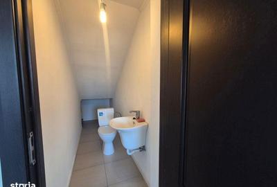 Casă cu 4 camere cu Teren 600 Mp în Central - 2