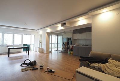 Apartament cu 3 camere decomandat în Șoseaua Nordului