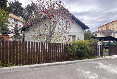 Casă cu 3 camere cu Teren 337 Mp în Central