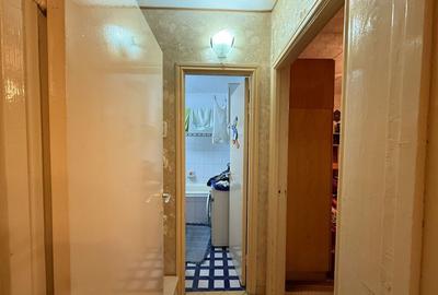 Apartament cu 3 camere semidecomandat în Dacia