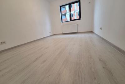 Garsoniera cartier Militari Residence - mutare imediata!! - 3