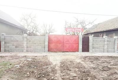 Teren de 1000 mp, în Nădab