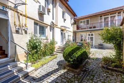 Apartament cochet de 2 camere, lângă Piata Sfatului, priveliste, intimitate - 21