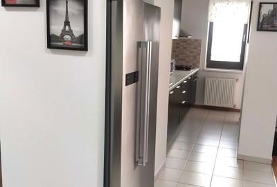 Apartament cu 2 camere semidecomandat în Berceni