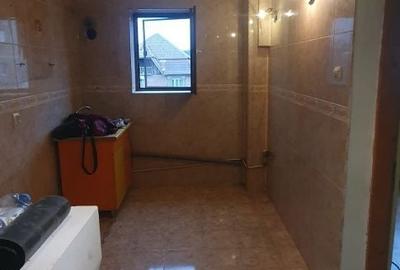 Apartament cu 3 camere decomandat în Central - 6