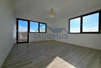 Casă cu 6 camere cu Teren 450 Mp în Nord - 9