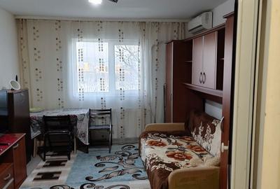 Garsonieră decomandată în Energia - 2