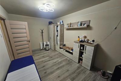 Resita, 2 Cam. Cf. 1, Renovat, Parter, Micro 1 - 13