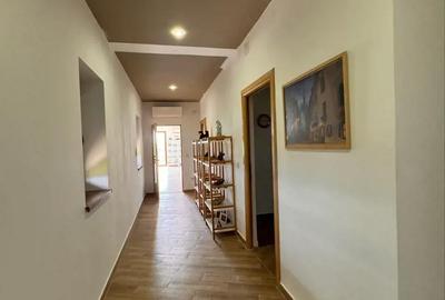 Casă cu 3 camere cu Teren 2400 Mp în Vulcan - 10
