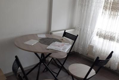 Garsonieră semidecomandată în Traian - 1