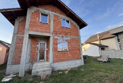 Casa individuala P+M Giroc. Strada linistita doar de case. Comsion 0 - 8