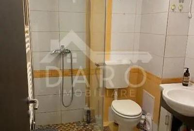 Apartament cu 3 camere decomandat în 7 Noiembrie - 8
