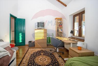 Casa cu doua corpuri, teren 835 mp, str. I.L. Caragiale, Rasnov - 7