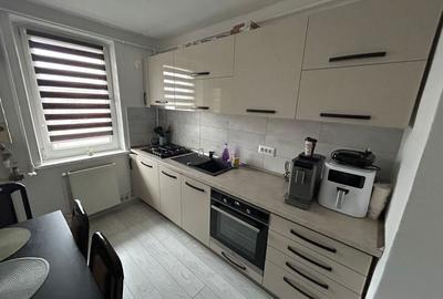 Apartament cu 3 camere decomandat în Central - 2